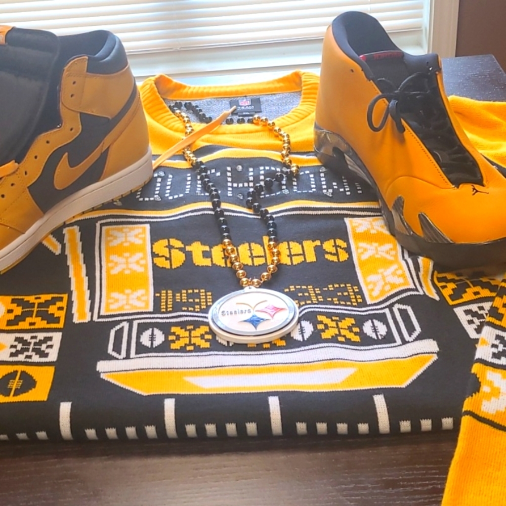 Pittsburgh Steelers sweater